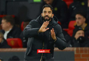 Man United akan mencoba untuk bangkit saat melawan Chelsea dalam Laga Liga Inggris.