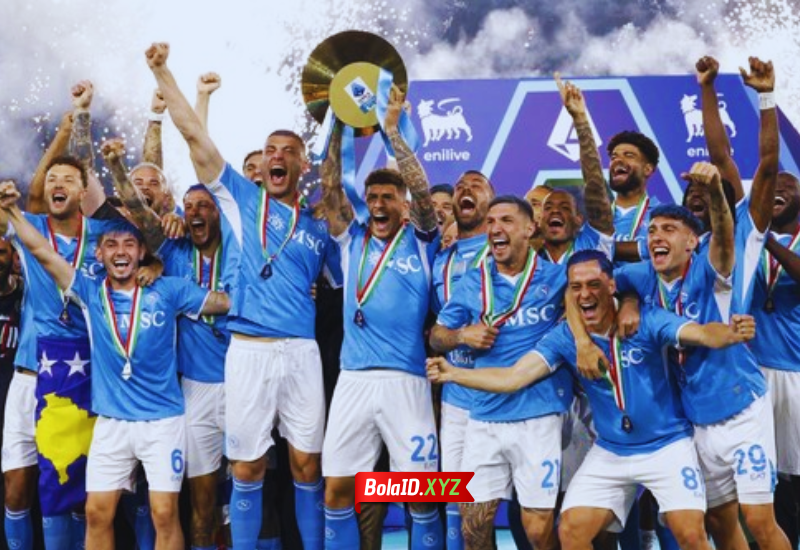 Napoli berhasil juara Seri A setelah menang atas Cagliari