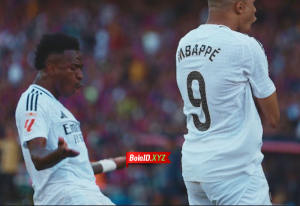 Mbappe mencetak hattrick saat pertandingan El Clasico (11/05/2025).