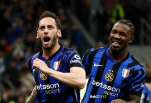 Inter Milan sukses unggul 2-0 dibabak pertama Semifinal Liga Champion 2025.